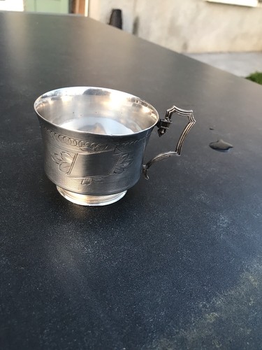 Tasse ancienne métal - tasse, en
