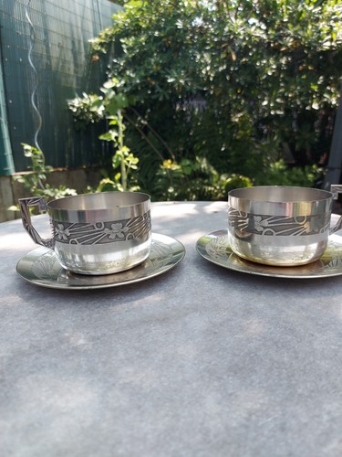 Tasses déjeuner métal - tasses,